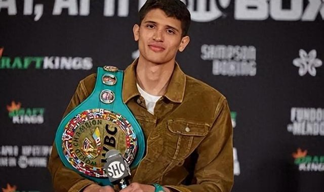 开云体育首页-方多拉：职业拳击超次中量级已到新老交替时|拳坛|塞巴斯蒂安・方多拉|凯斯・瑟曼|拳手|瑟曼_新浪体育_新浪新闻