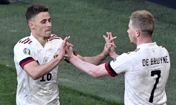 kaiyun正规平台-德布劳内后又两人阳性！比利时队内或出现集体感染