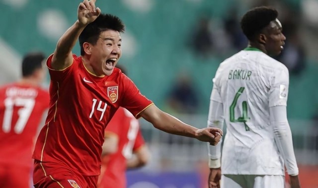 21岁徐彬自由身加盟狼队，将外租英冠或葡超练级|英超|自由转会|劳工证规则|U23亚洲杯|国足_新浪新闻